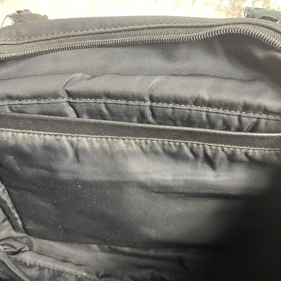 Michael Black Nylon Medium shoulder bag with gold tone hardwares. - Picture 10 of 15